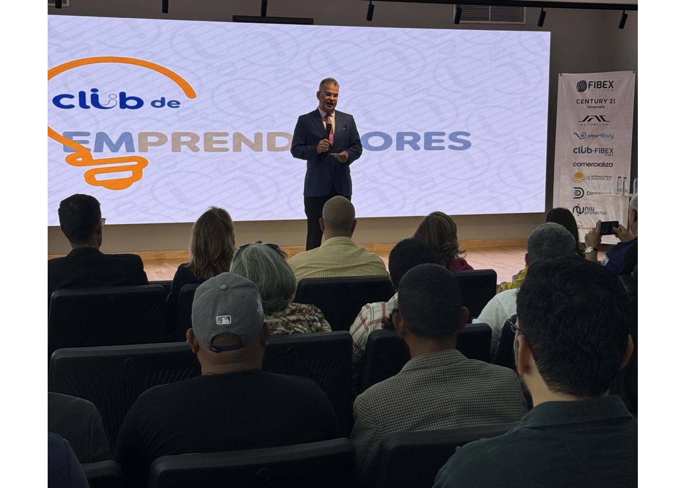 Club de Emprendedores FIBEX lidera la Primera Jornada de Mentorías para Emprendedores
